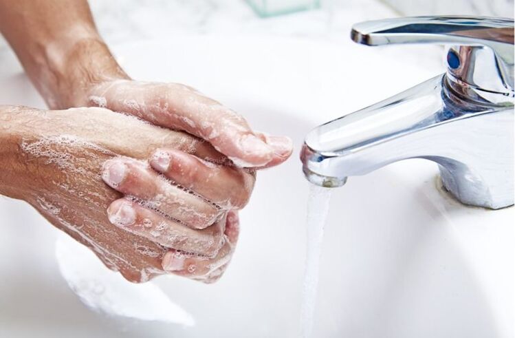 Washing hands to prevent parasite infestation