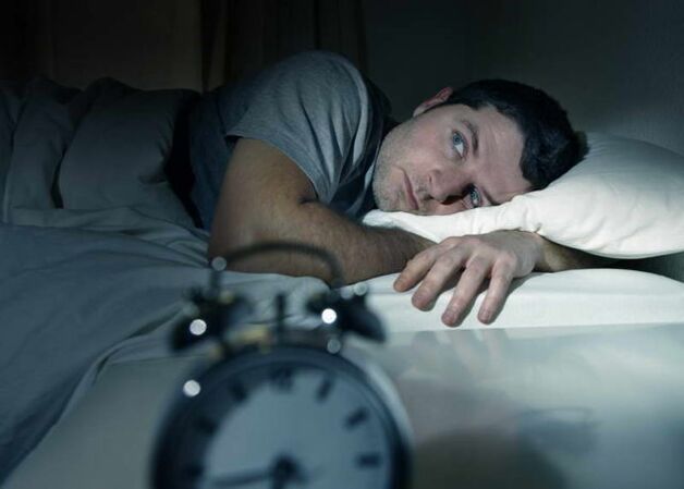 Insomnia as a symptom of worms in the body
